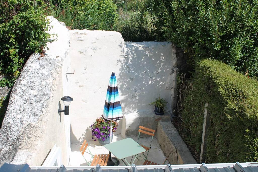 Maison Renovee Atoue Loc Villa Fresnay-sur-Sarthe Exterior photo